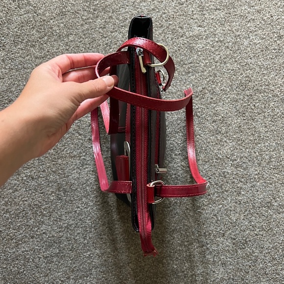 VTG 90s Y2K Leather Shoulder Bag Transformable to a Backpack Black & Red Retro - Picture 7 of 16